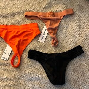 Victoria’s Secret panty & UO Thongs S NWT